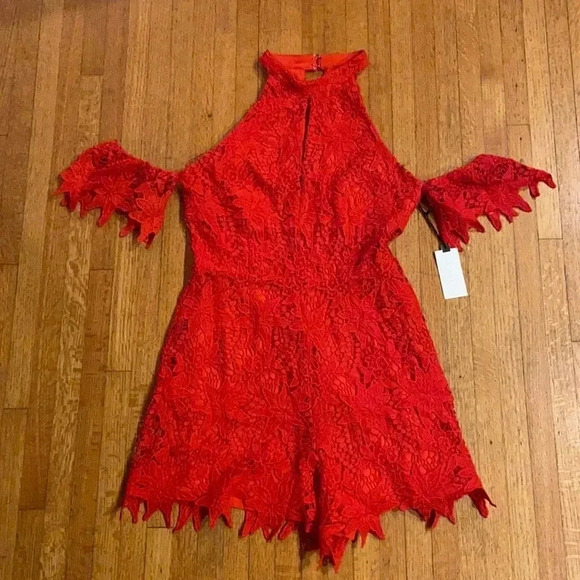 Astr Pants - NWT ASTR halter top romper- size M